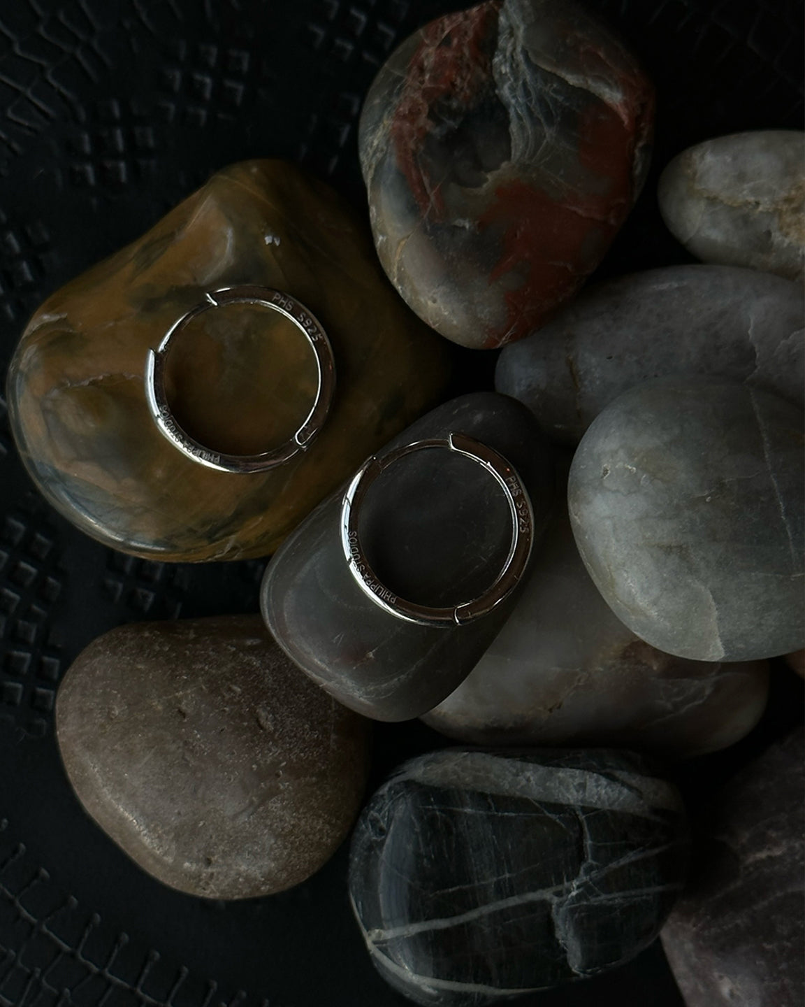 Classic Hoops Medium