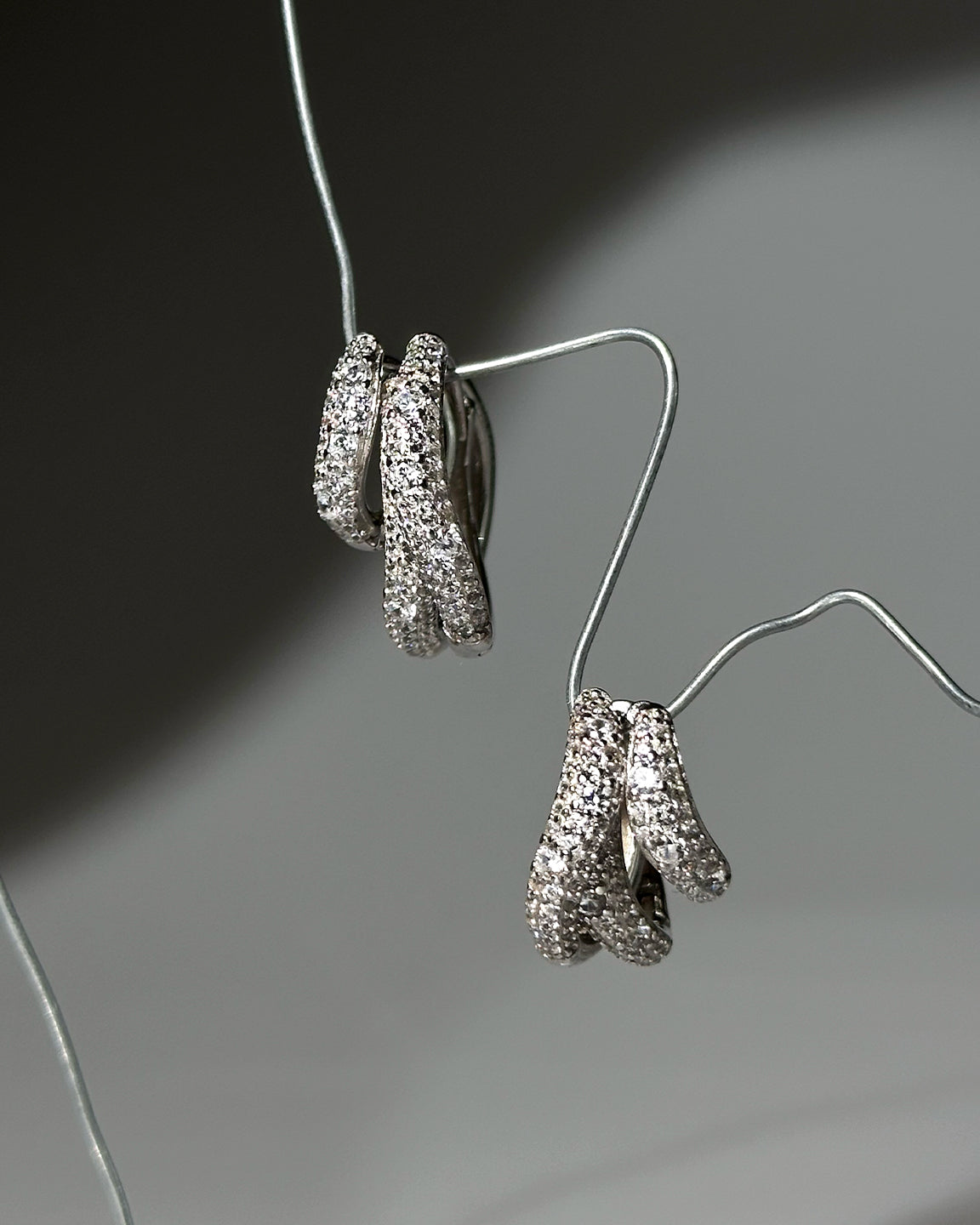 Wave Pave Hoops Large