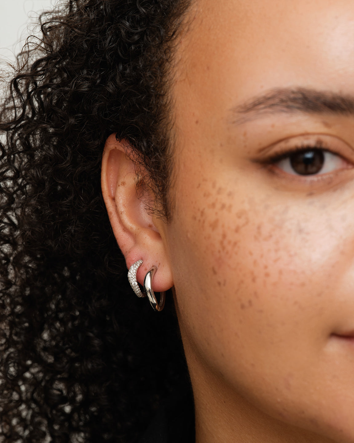 Wave Pave Hoops Medium