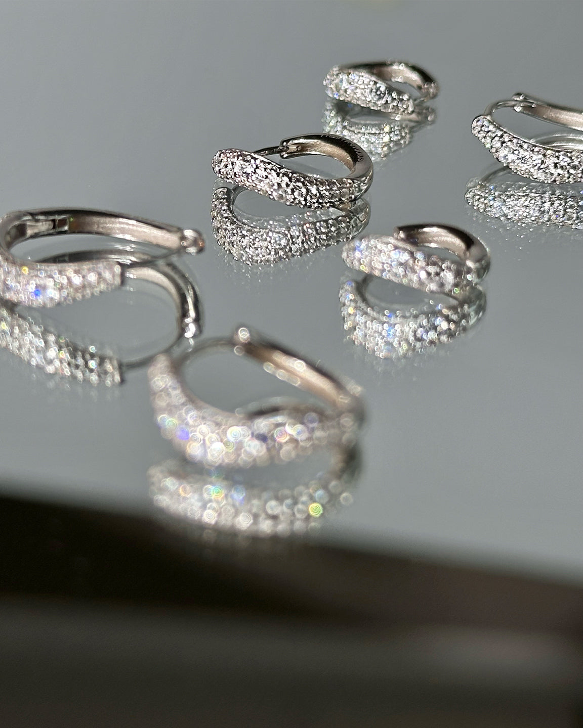 Wave Pave Hoops Small